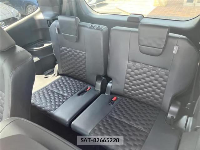 Toyota VOXY 2024-03 8653466-6