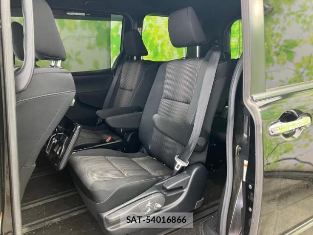 Toyota VOXY 2020-01 8653506-6