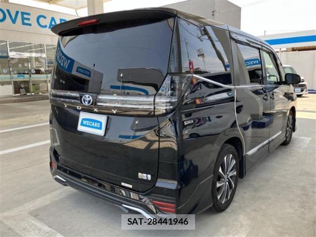 Toyota VOXY 2022-09 8653561-2
