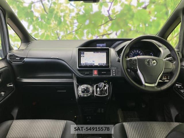 Toyota VOXY 2017-09 8653698-3
