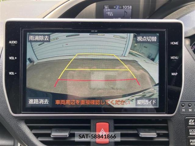 Toyota VOXY 2021-07 8653739-10