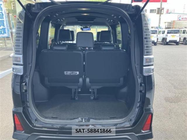 Toyota VOXY 2021-07 8653739-7