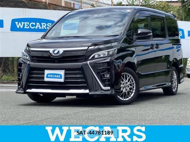 Toyota VOXY 2017-09 8653743-0
