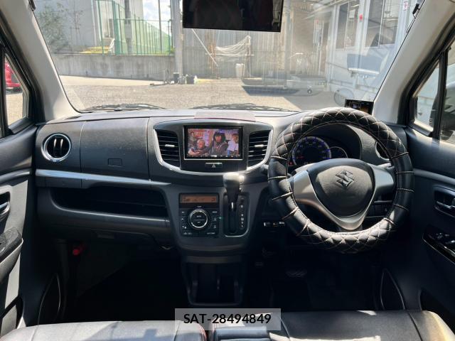 Suzuki WAGON R 2013-09 8649901-2