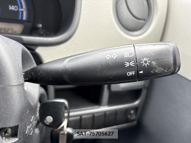 Suzuki WAGON R 2016-06 8647251-11