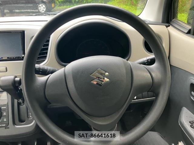 Suzuki WAGON R 2014-01 8648625-7