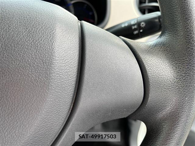 Suzuki WAGON R 2013-02 8652517-19