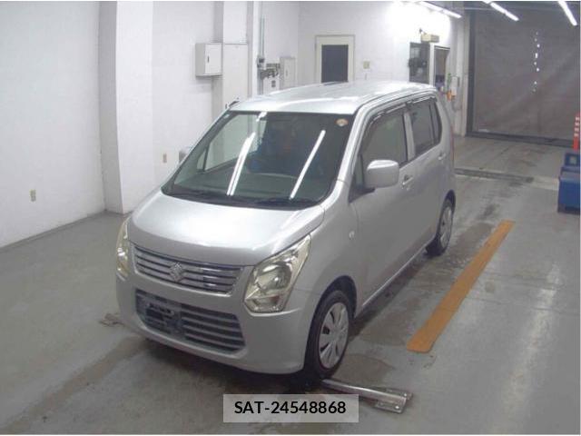 Suzuki WAGON R 2013-06 8652795-0