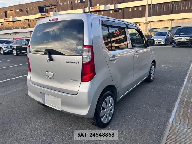 Suzuki WAGON R 2013-06 8652795-10