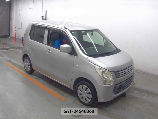 Suzuki WAGON R 2013-06 8652795-3