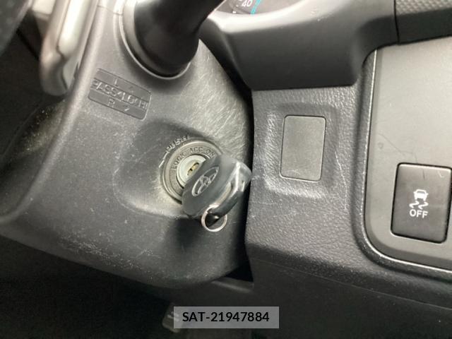 Toyota WISH 2010-03 8648589-19