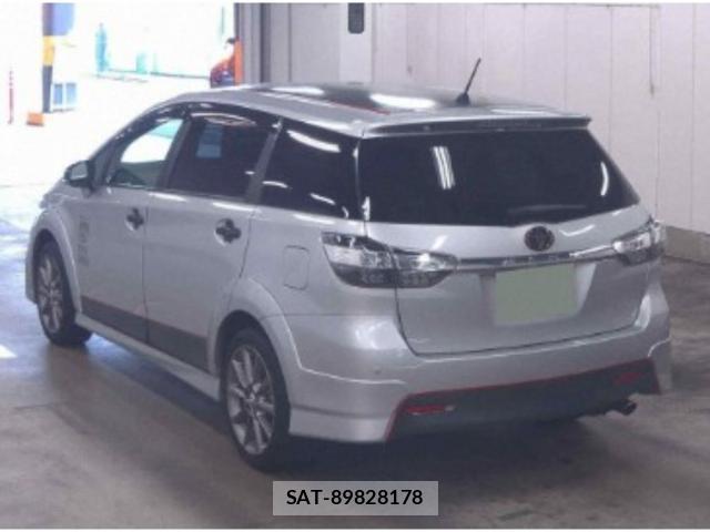 Toyota WISH 2015-01 8648946-1