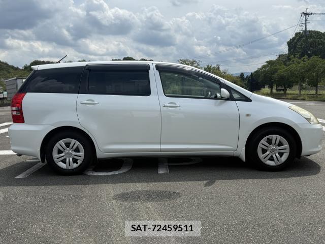 Toyota WISH 2003-01 8649124-3