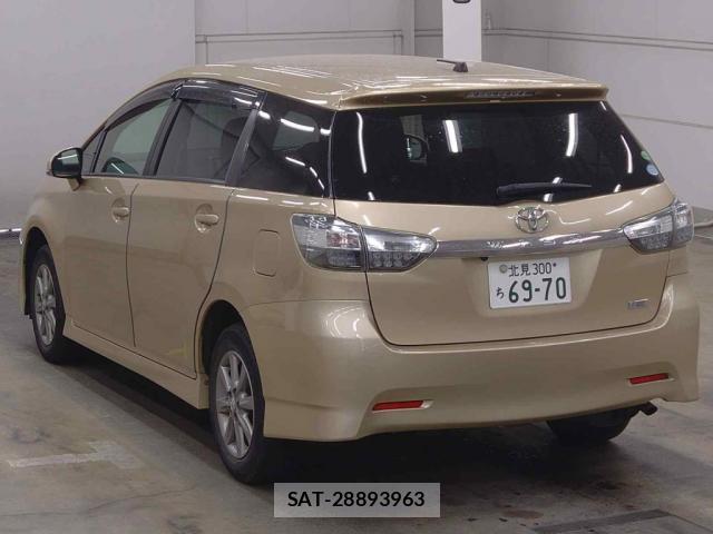 Toyota WISH 2014-03 8650628-1