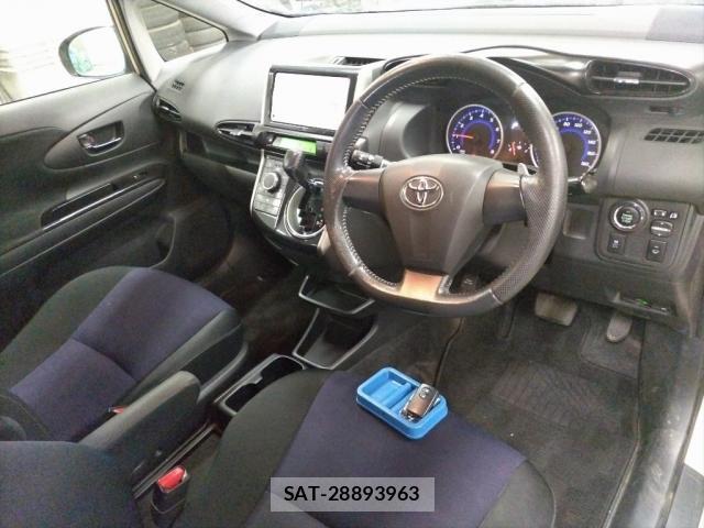 Toyota WISH 2014-03 8650628-2