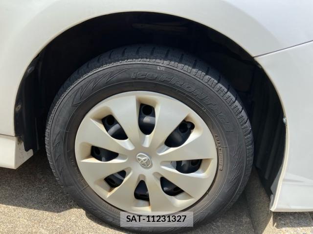 Toyota WISH 2013-11 8652333-2