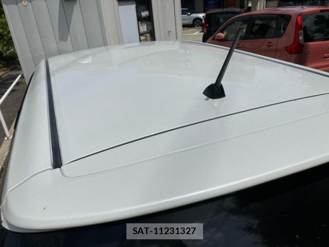 Toyota WISH 2013-11 8652333-3