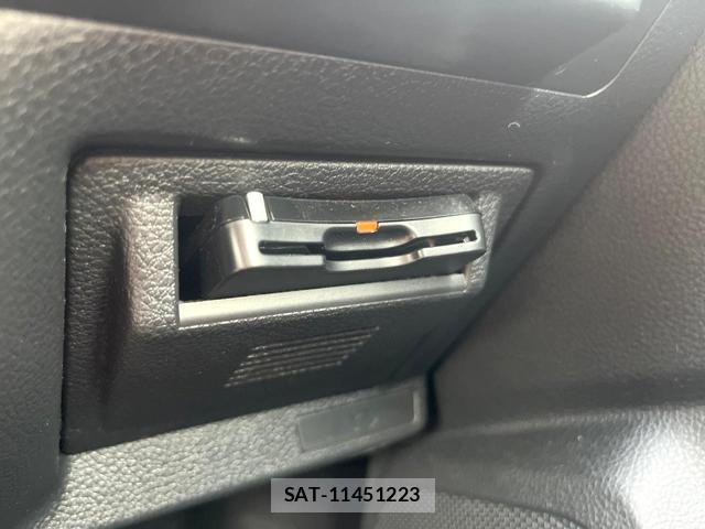 Subaru WRX S4 2016-09 8650752-5