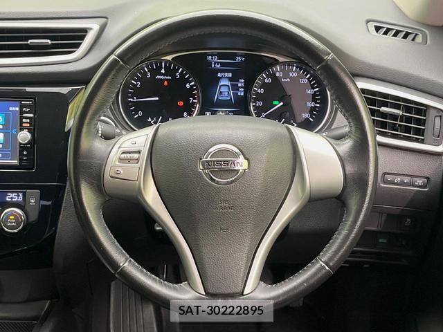 Nissan X-TRAIL 2015-12 8646686-10