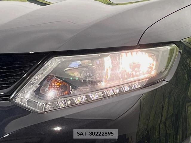 Nissan X-TRAIL 2015-12 8646686-11