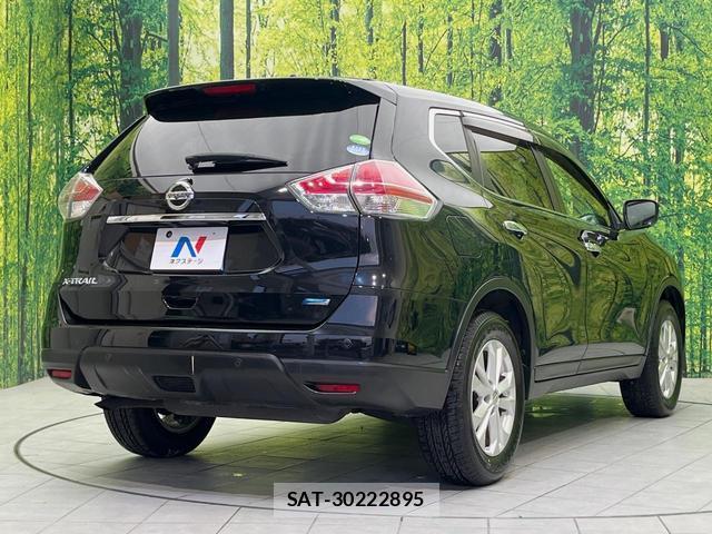 Nissan X-TRAIL 2015-12 8646686-16