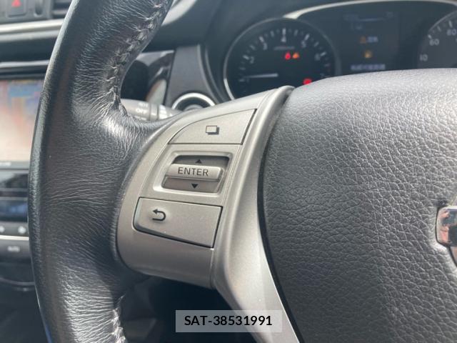 Nissan X-TRAIL 2014-12 8646781-10