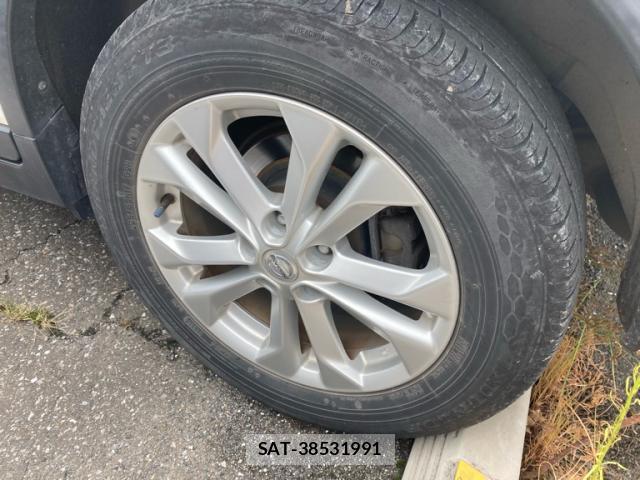 Nissan X-TRAIL 2014-12 8646781-12