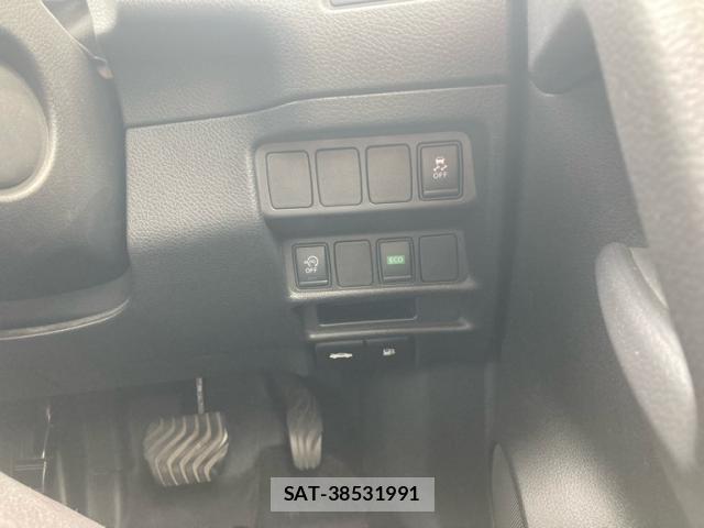 Nissan X-TRAIL 2014-12 8646781-14
