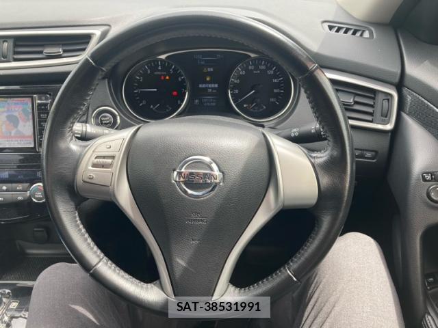 Nissan X-TRAIL 2014-12 8646781-9