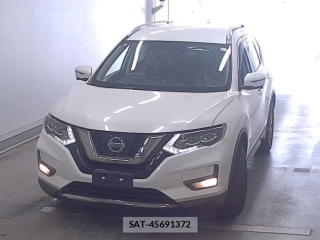 Nissan X-TRAIL 2021-08 8647018-0