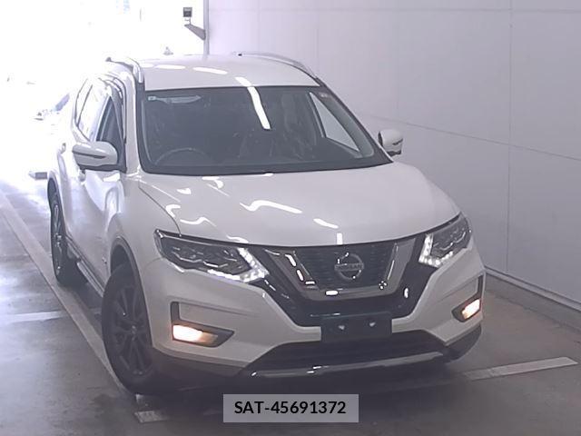 Nissan X-TRAIL 2021-08 8647018-3