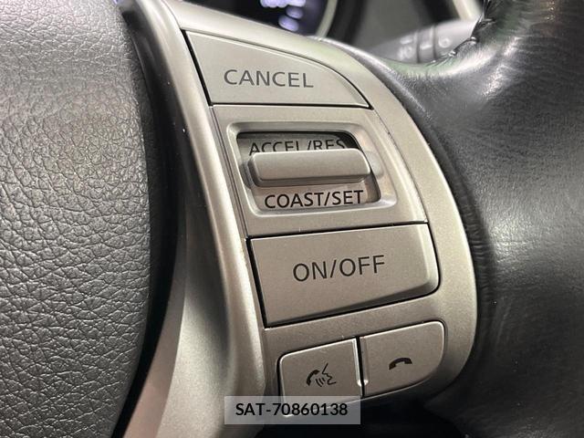 Nissan X-TRAIL 2014-03 8647858-4