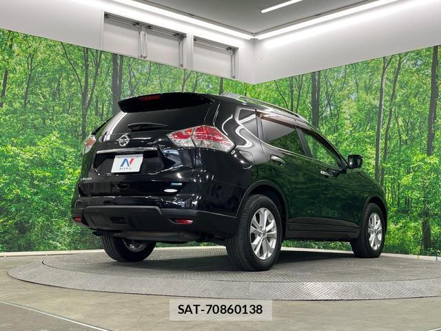 Nissan X-TRAIL 2014-03 8647858-8