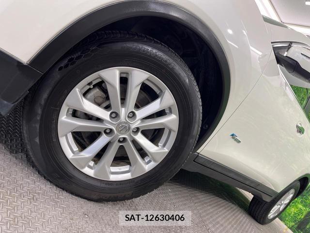 Nissan X-TRAIL 2015-08 8647863-12