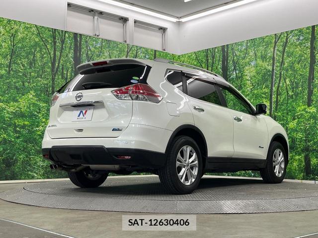 Nissan X-TRAIL 2015-08 8647863-16