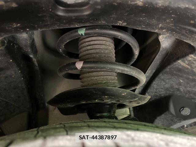 Nissan X-TRAIL 2013-01 8647987-19
