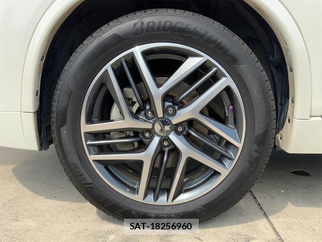 Nissan X-TRAIL 2018-09 8648126-17