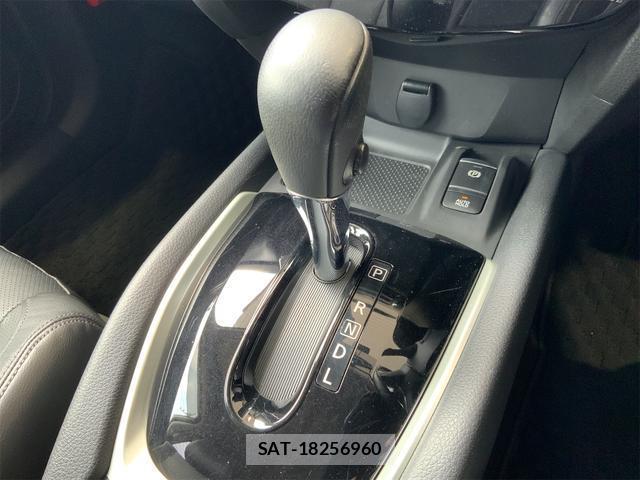 Nissan X-TRAIL 2018-09 8648126-9