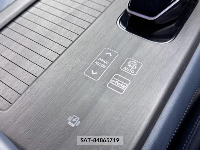 Nissan X-TRAIL 2025-09 8648136-12