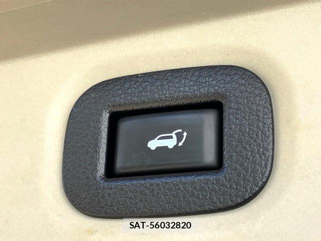 Nissan X-TRAIL 2018-01 8648243-7