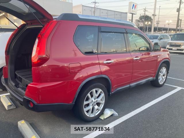 Nissan X-TRAIL 2013-10 8648505-10