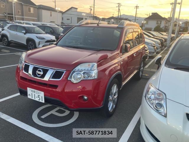 Nissan X-TRAIL 2013-10 8648505-12