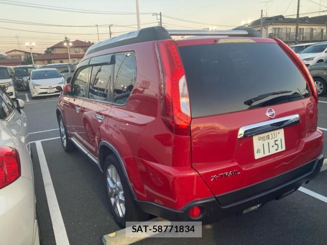 Nissan X-TRAIL 2013-10 8648505-6