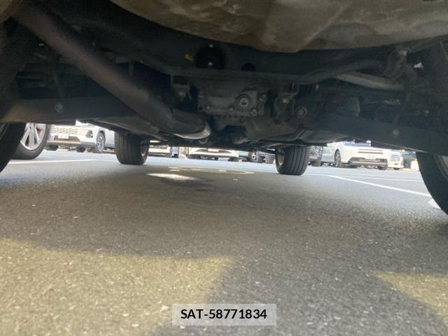 Nissan X-TRAIL 2013-10 8648505-9