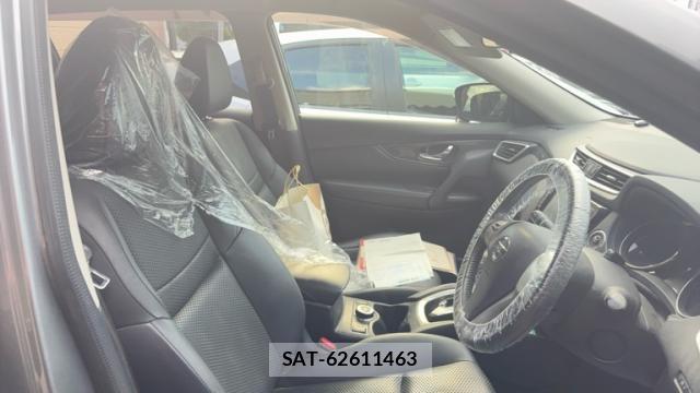 Nissan X-TRAIL 2014-06 8648534-3