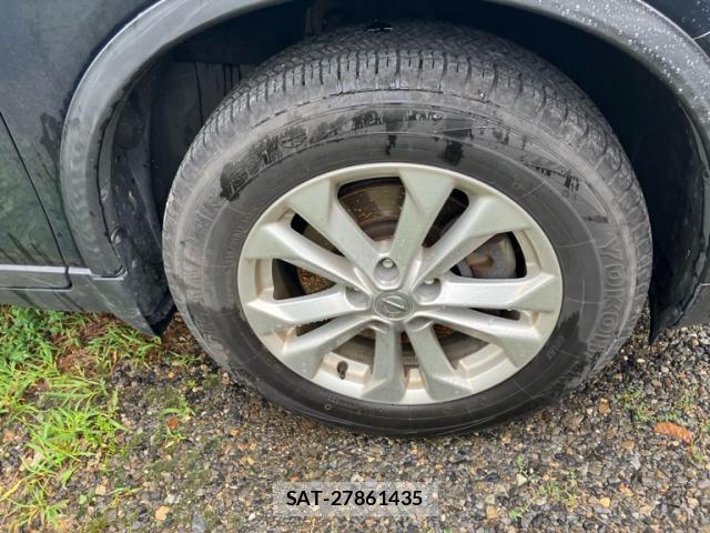 Nissan X-TRAIL 2015-09 8648555-13