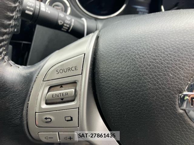 Nissan X-TRAIL 2015-09 8648555-17