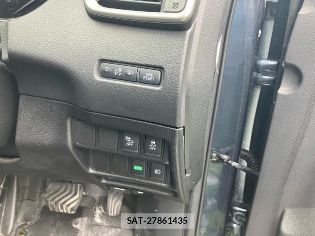 Nissan X-TRAIL 2015-09 8648555-18