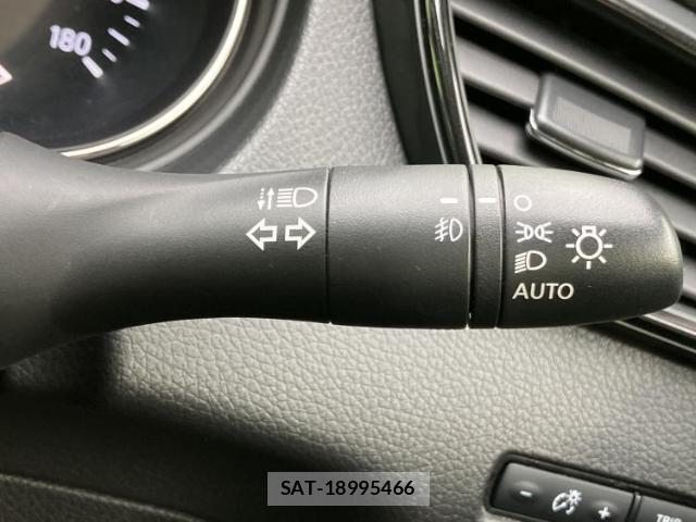 Nissan X-TRAIL 2018-11 8648850-16
