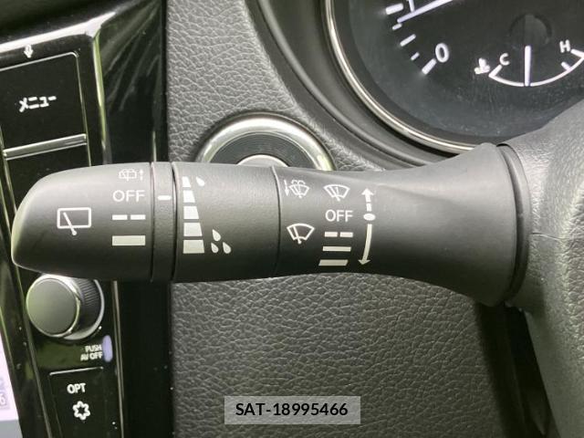 Nissan X-TRAIL 2018-11 8648850-17